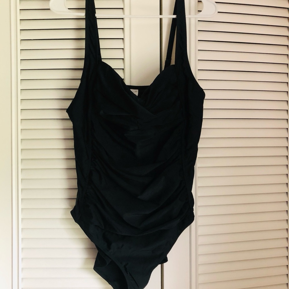 Jaclyn Smith Elegant Black One Piece Swimsuit